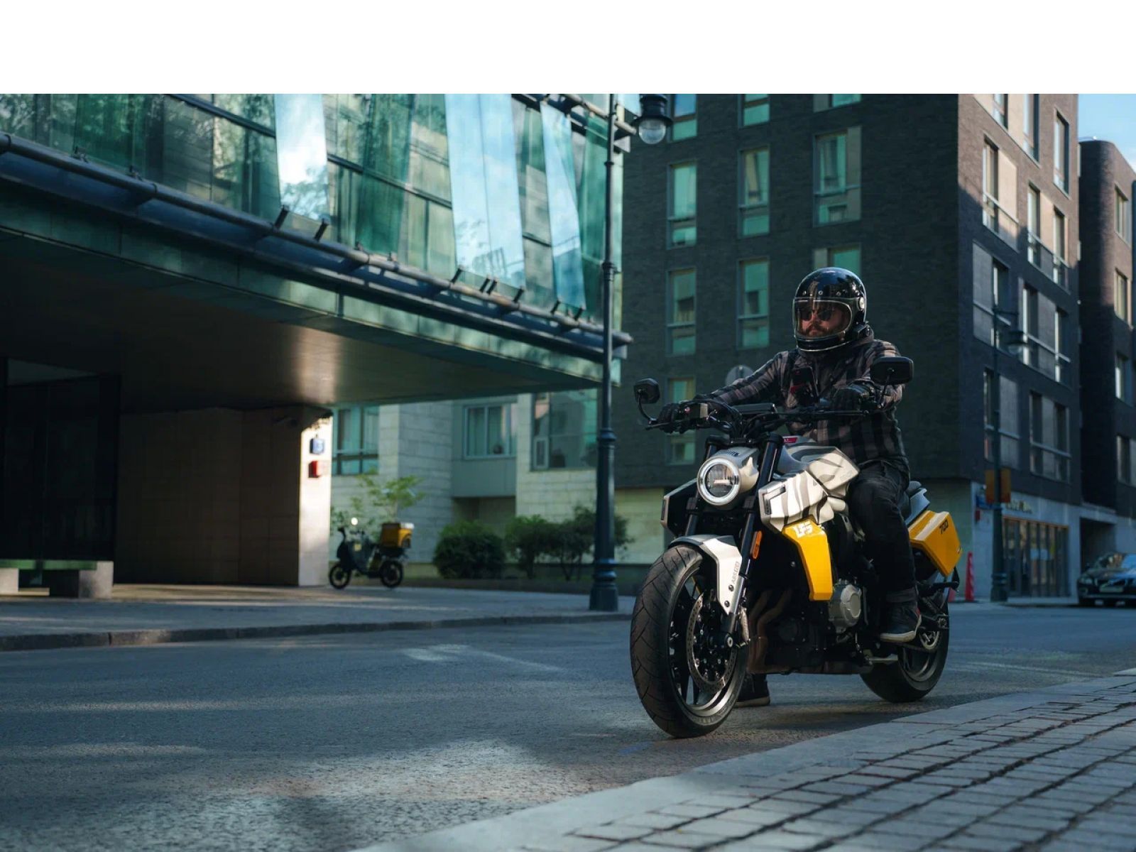 Круизер BENDA LFS 700 (YELLOW) 2026